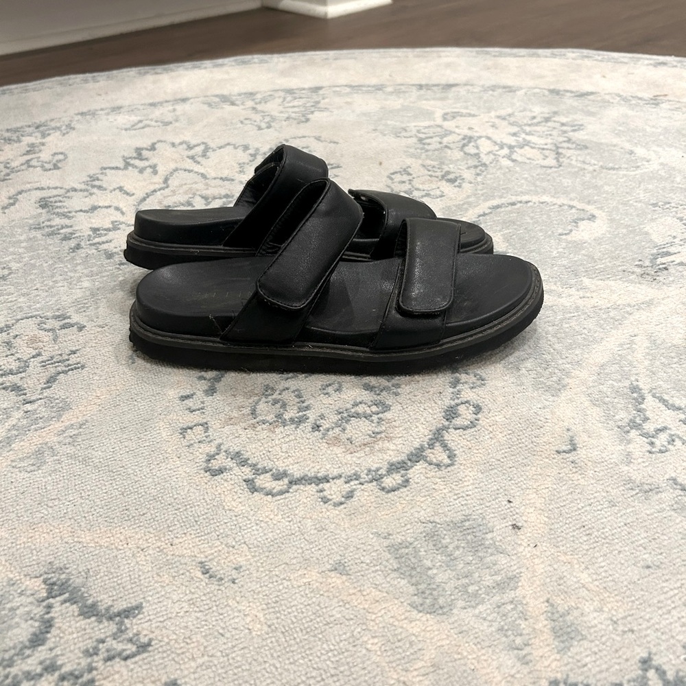 Womens sandals